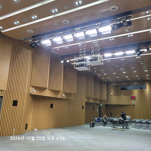 001-03.jpg